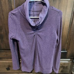 Women’s Lululemon Sweater - S/4
